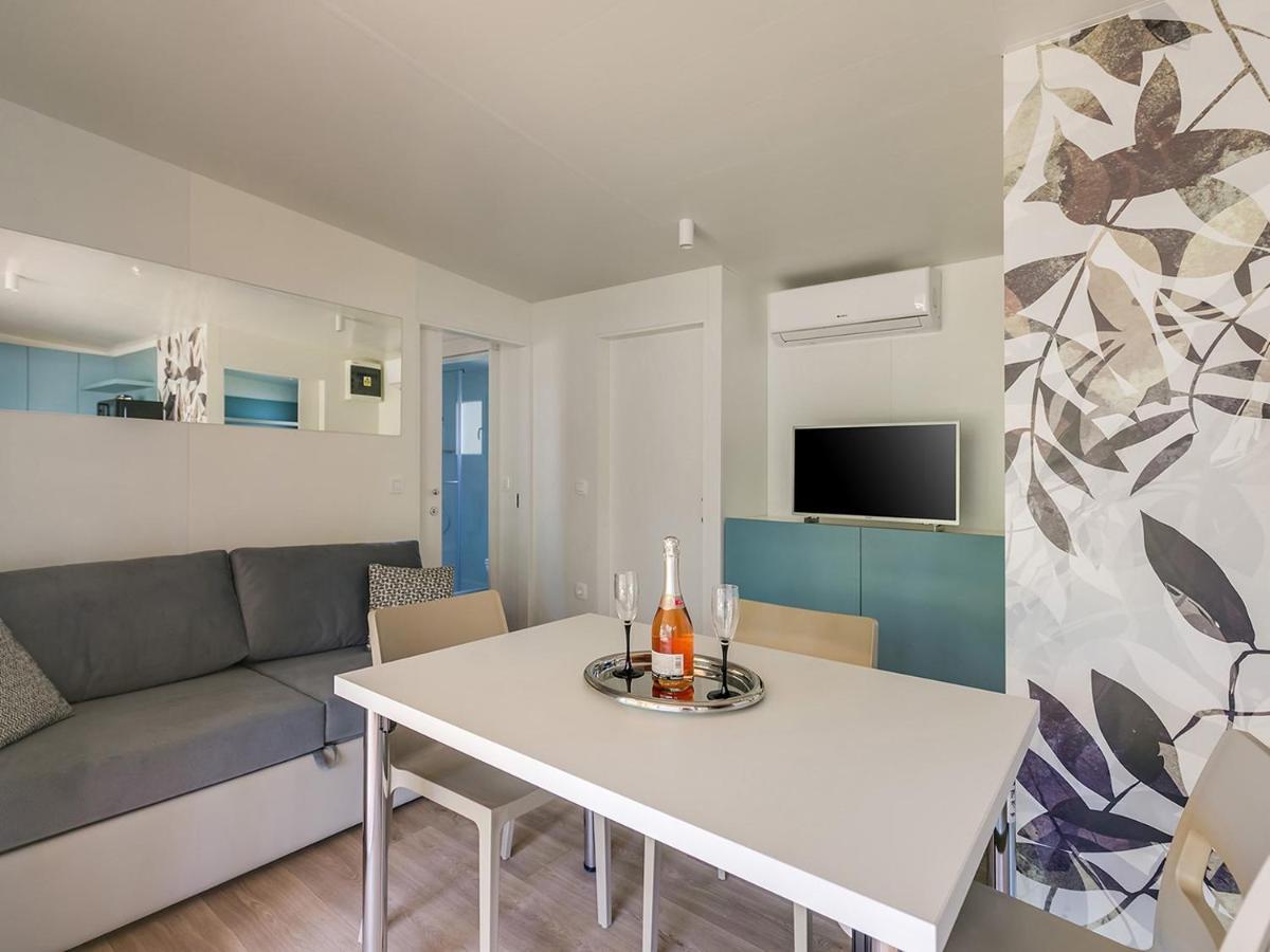 Adriamar Mobile Homes In Camping Park Umag Exterior photo