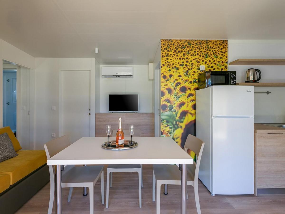 Adriamar Mobile Homes In Camping Park Umag Exterior photo