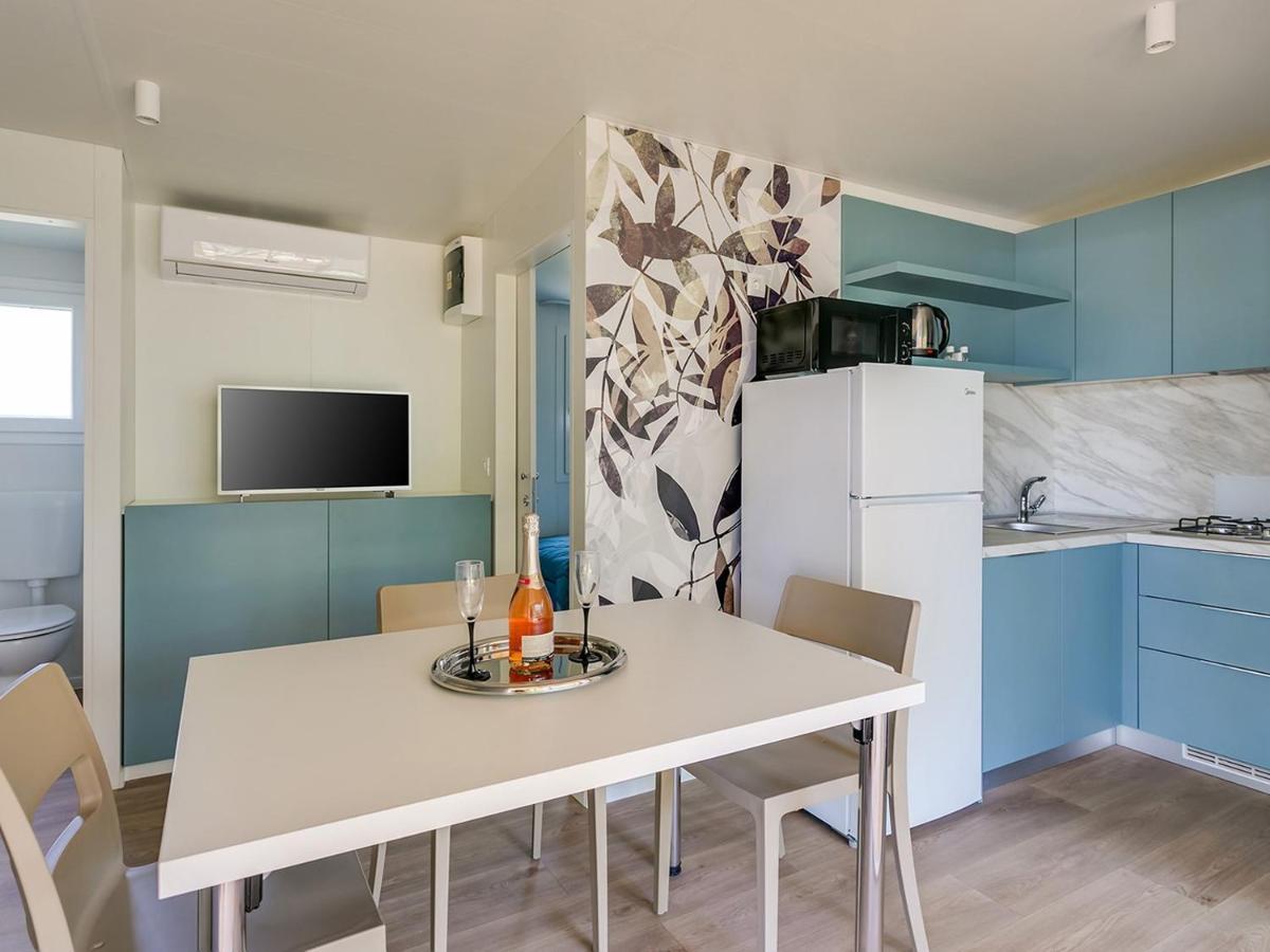 Adriamar Mobile Homes In Camping Park Umag Exterior photo