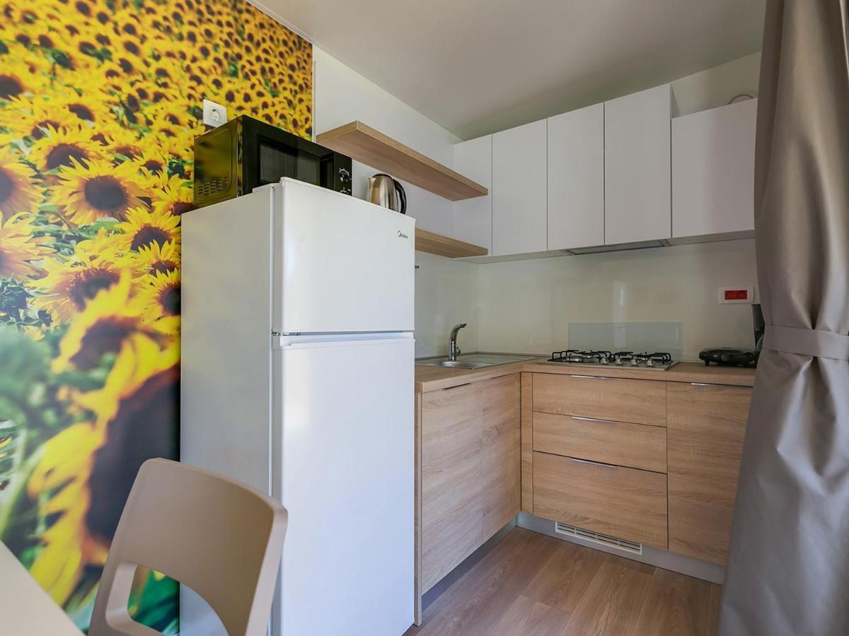 Adriamar Mobile Homes In Camping Park Umag Exterior photo