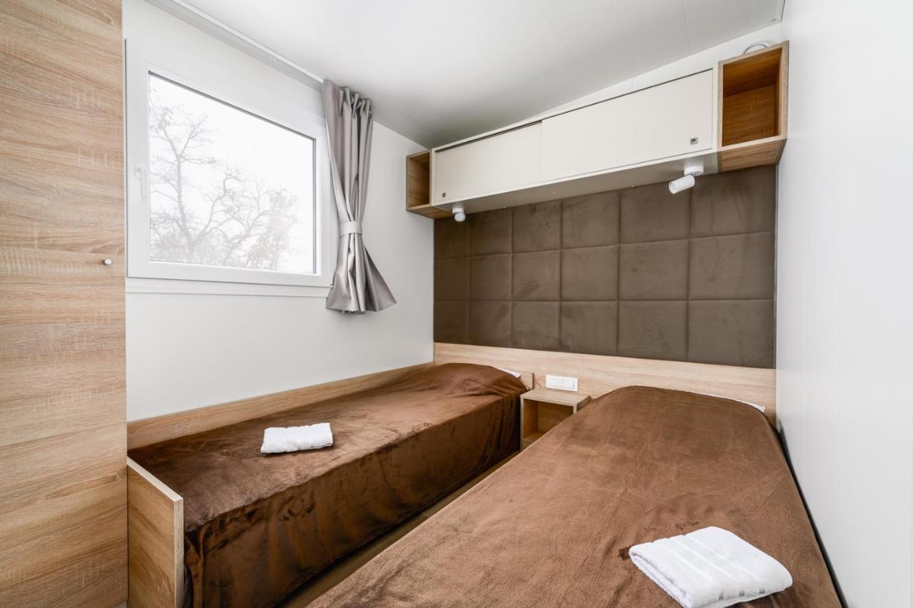 Adriamar Mobile Homes In Camping Park Umag Exterior photo