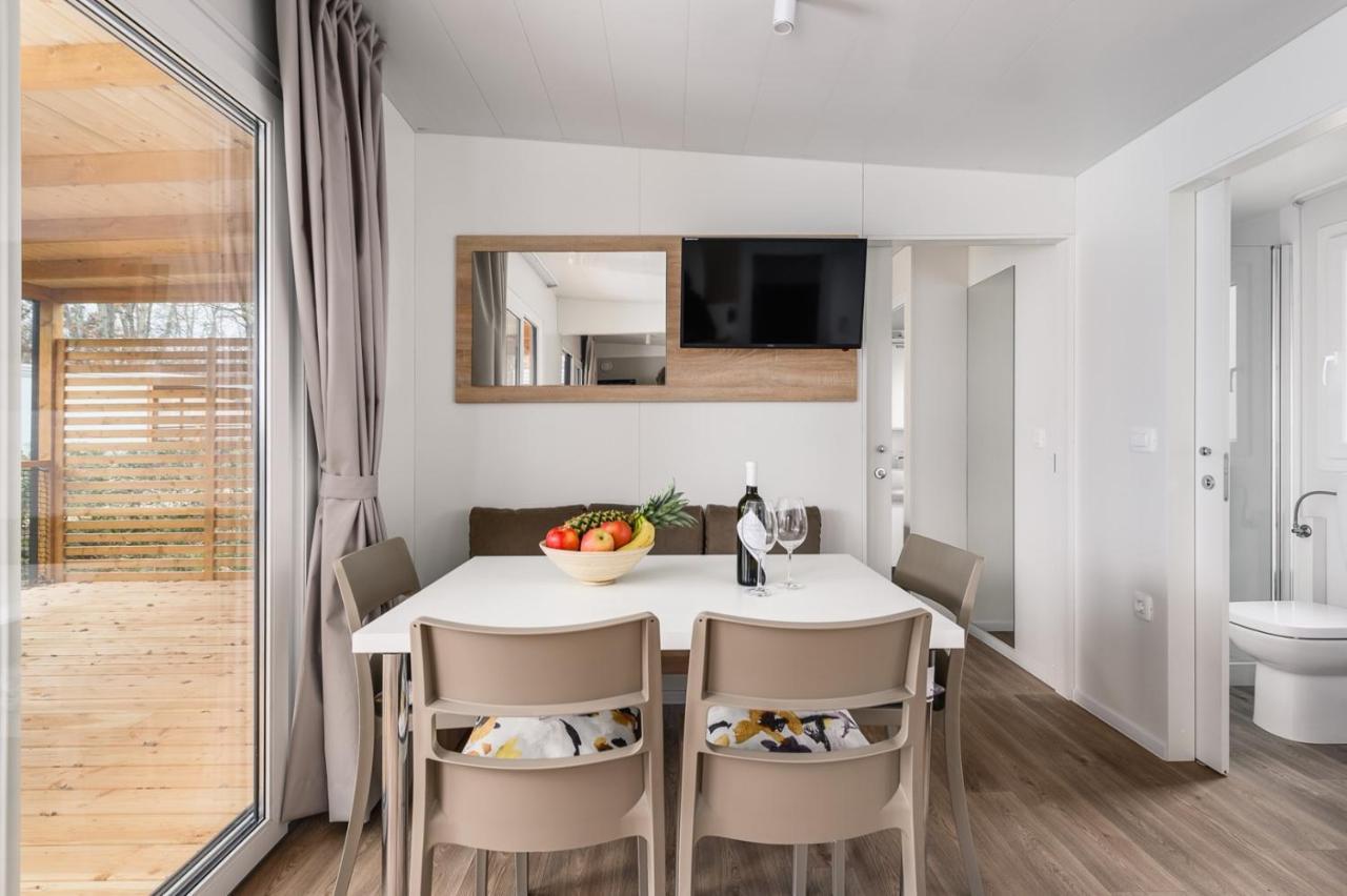 Adriamar Mobile Homes In Camping Park Umag Exterior photo
